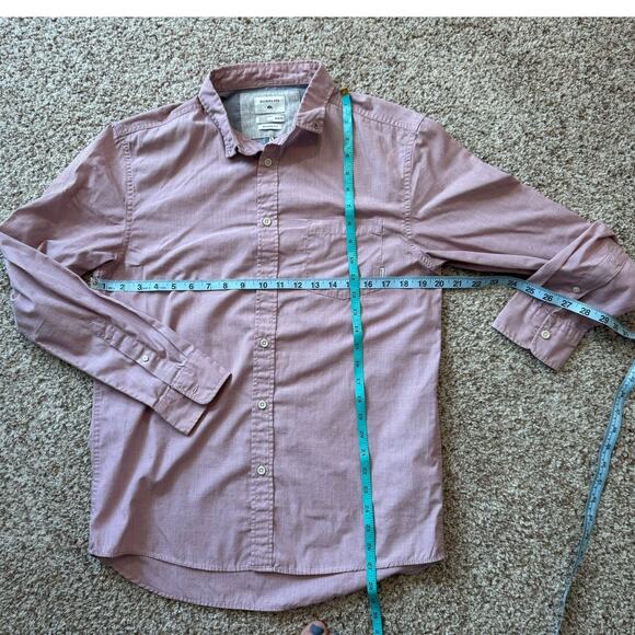 QUIKSILVER Modern Fit;  Long sleeve, button down, shirt, size Medium, Light Red - Picture 4 of 10